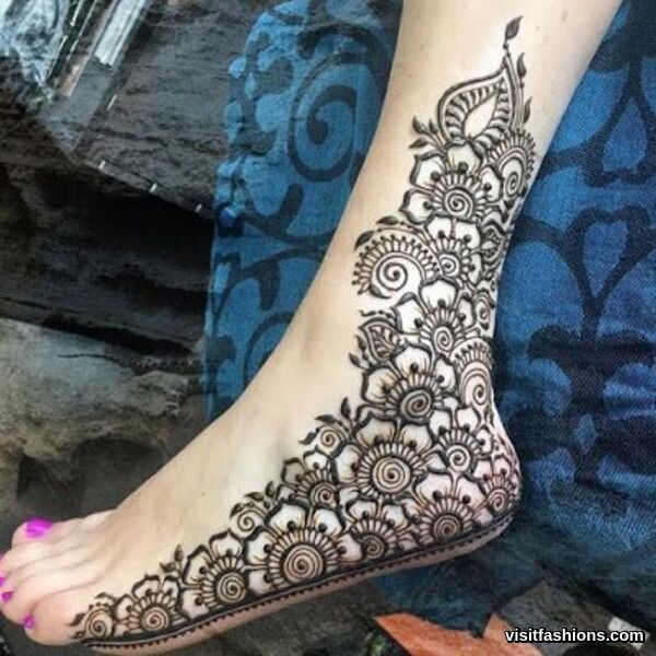 Simple Arabic Mehndi Designs